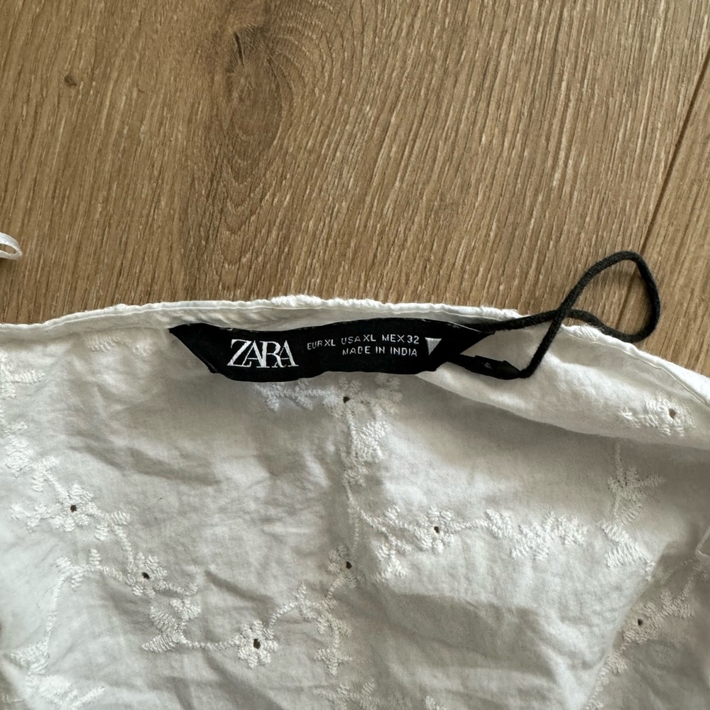 Zara White Long-Sleeve Maxi Dress - Picture 5 of 5